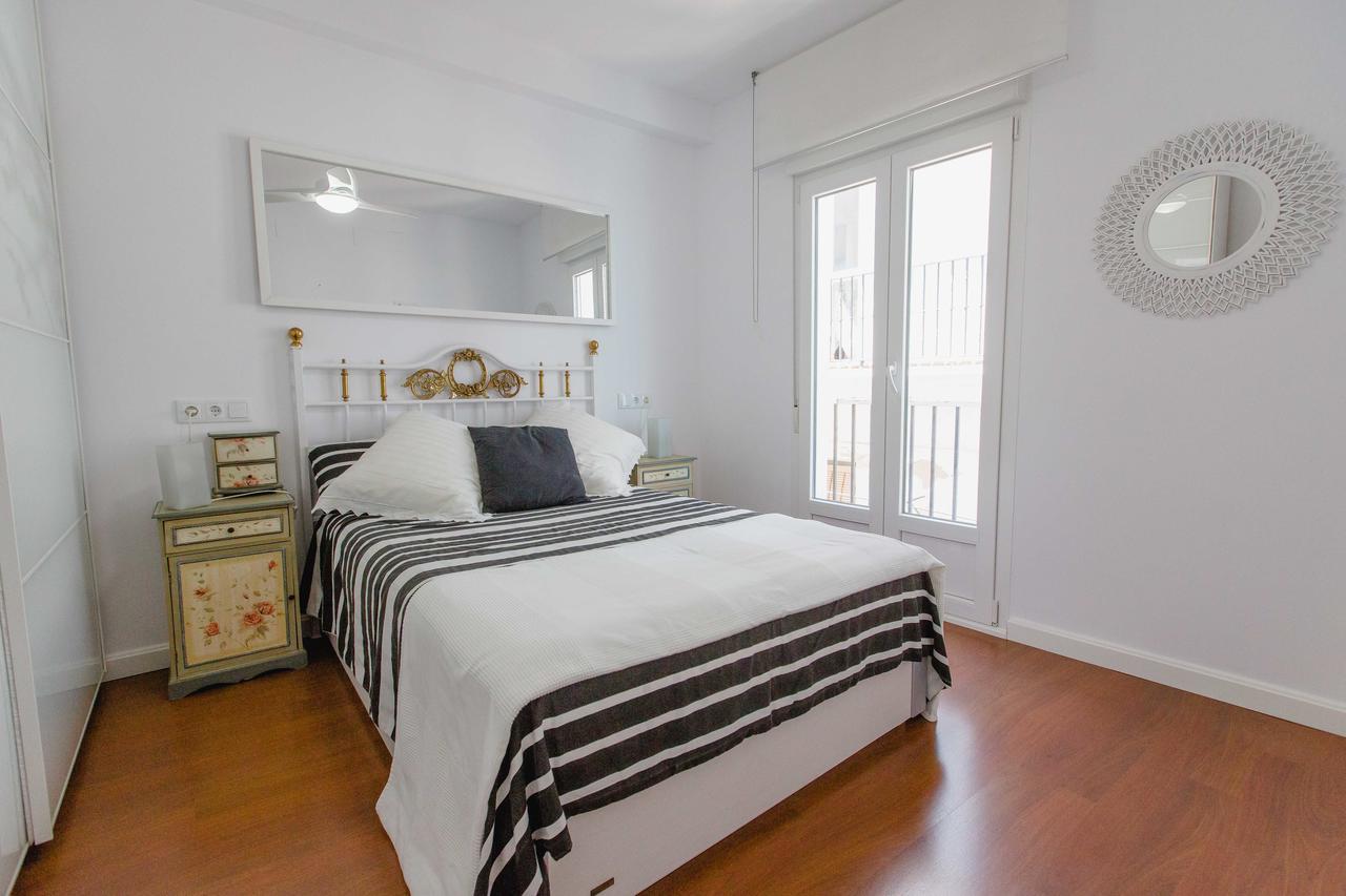 Apartamento A Un Pasito Del Mercado Cadice Esterno foto